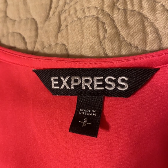 Pink blouse - Picture 2 of 4